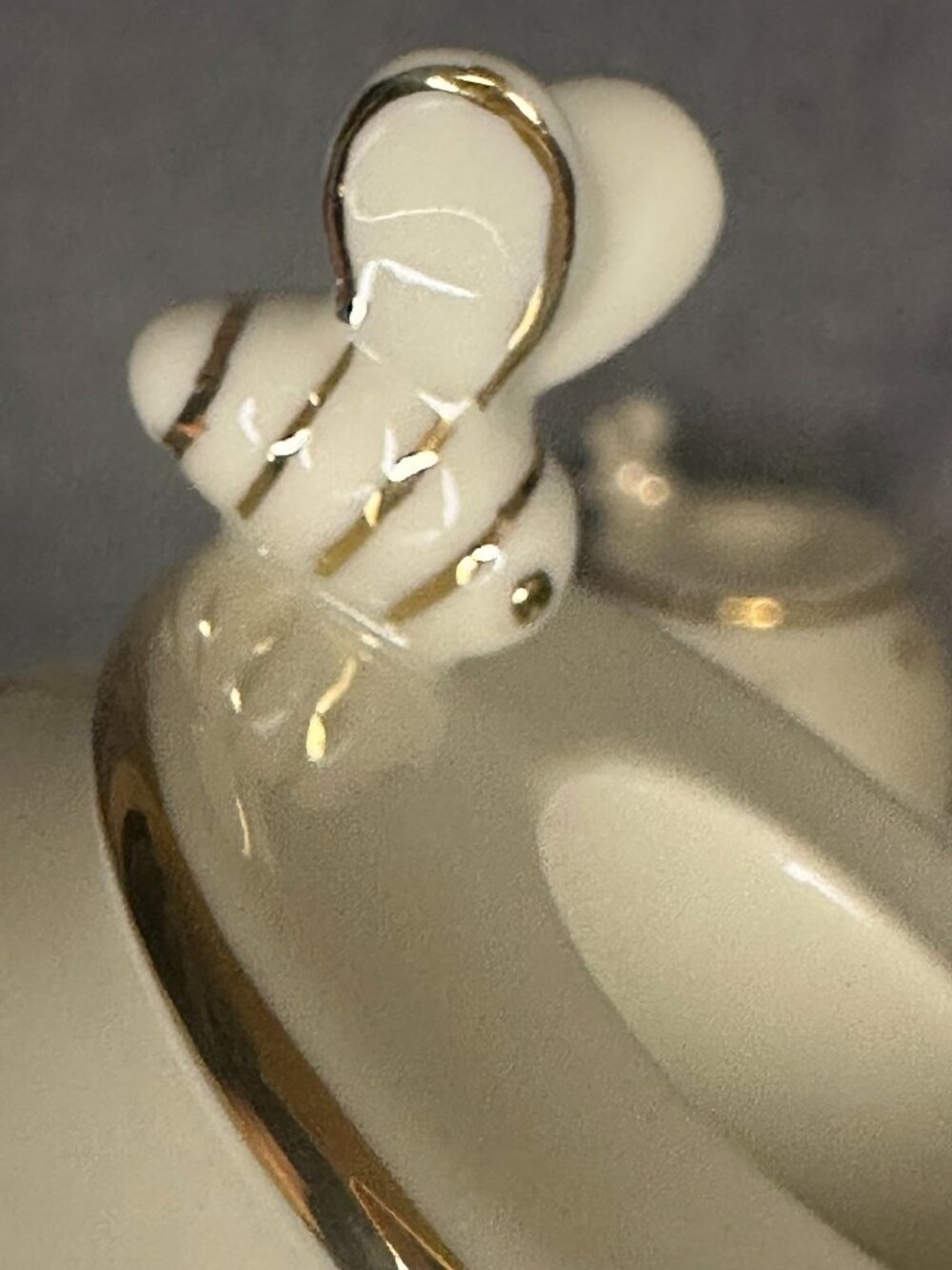 24 kt LENOX WINNIE THE POOH HONEY POT CANDLESTICKS set Disney Classic COA - Picture 12 of 16